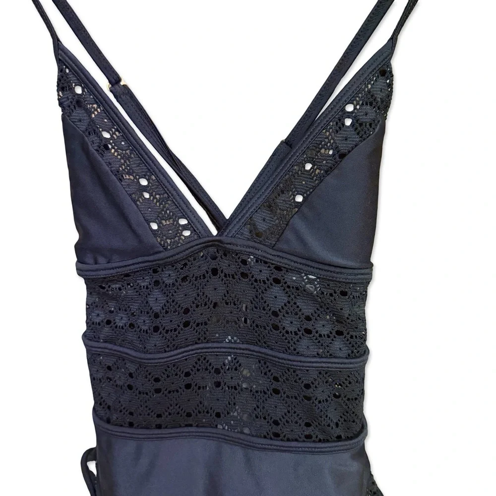 Tularosa Damaris One Piece Black Eyelet Swimsuit swimwear bathing Revolve XS